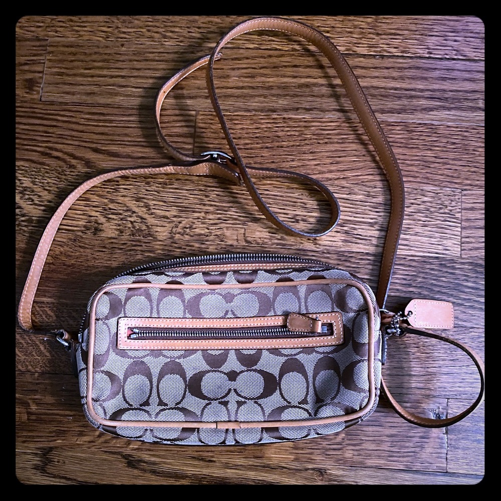 Coach purse.